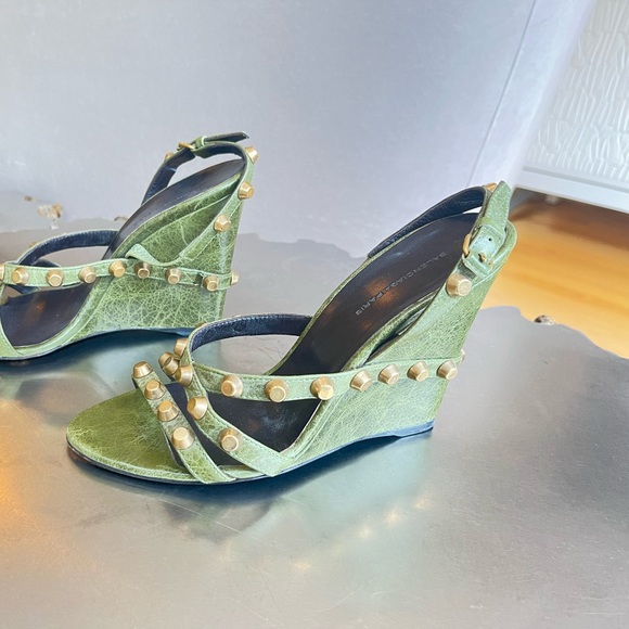 BALENCIAGA green leather wedges with studs size 39 - Picture 2 of 8